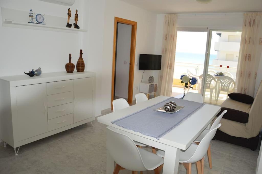 Apartamento Centrico En La Playa Con Piscina. Peñíscola Dış mekan fotoğraf